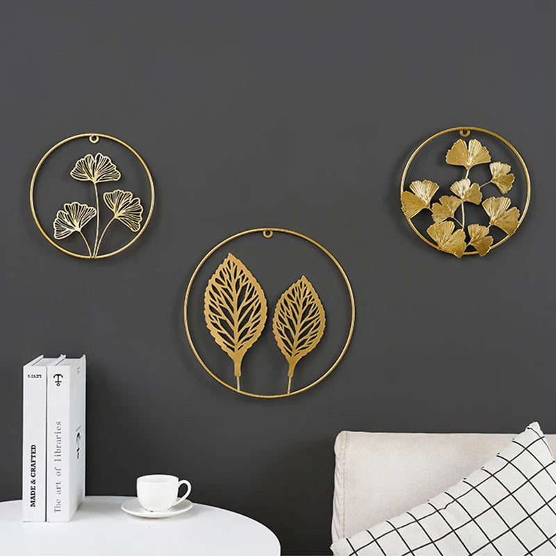 Elegant Gold Metal Wall Art – Nature-Inspired Modern Decor